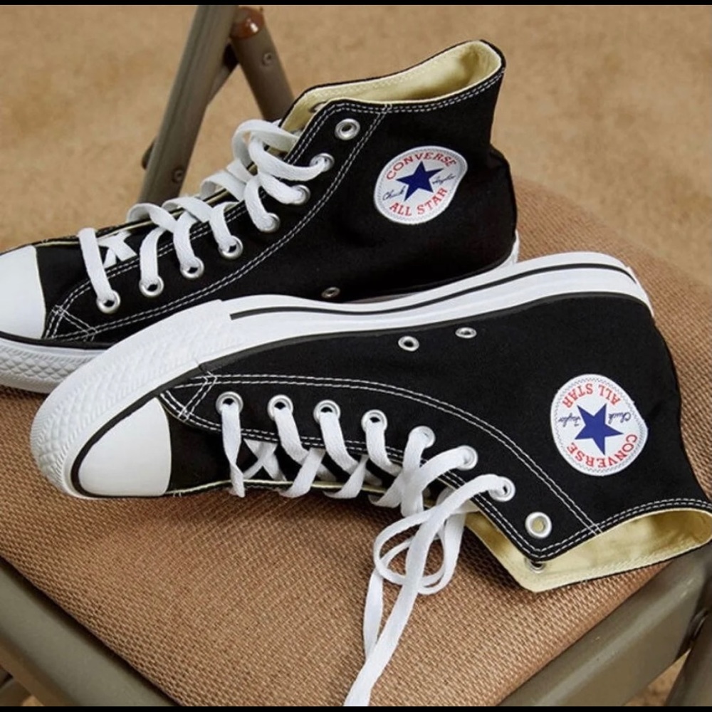Black high top converse